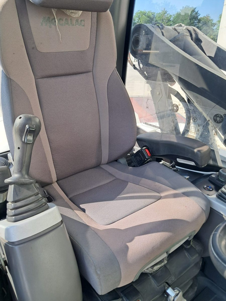 MECALAC 12MTX - Kolesové rýpadlo: obrázek 5 MECALAC 12MTX - Kolesové rýpadlo: obrázek 5