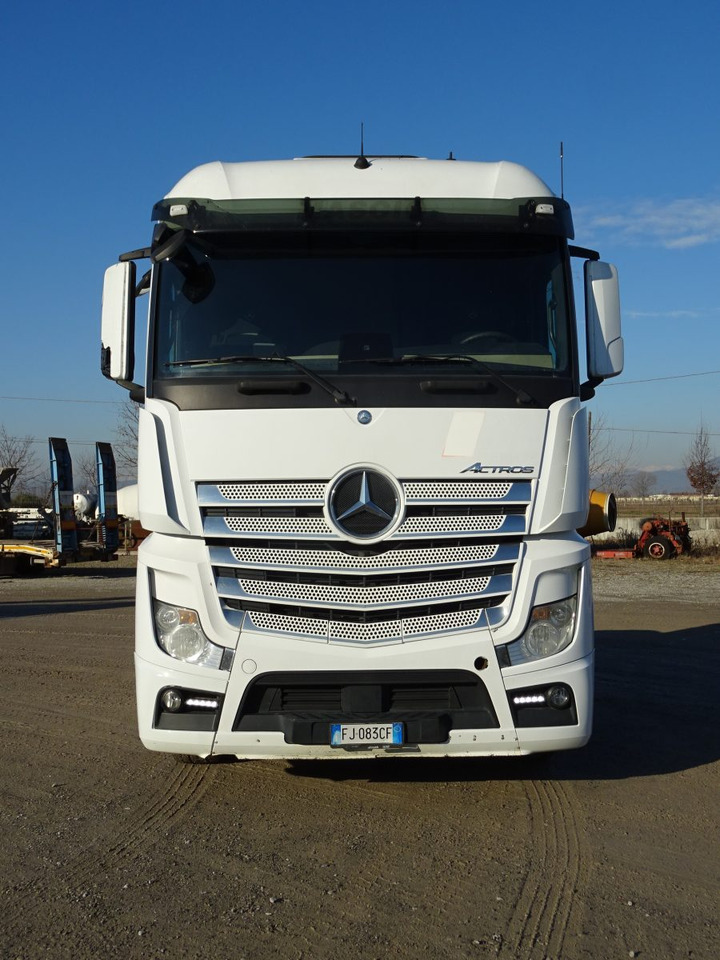 MERCEDES ACTROS 1845 - Tahač: obrázek 5 MERCEDES ACTROS 1845 - Tahač: obrázek 5