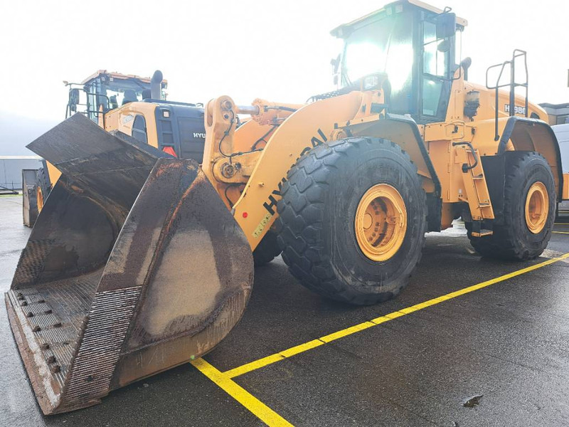 Hyundai HL980 - Kolový nakladač: obrázek 1 Hyundai HL980 - Kolový nakladač: obrázek 1