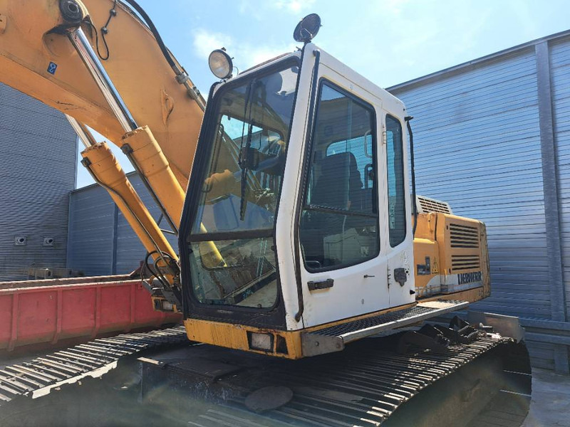 Liebherr R924B HDSL - Pásové rýpadlo: obrázek 3 Liebherr R924B HDSL - Pásové rýpadlo: obrázek 3