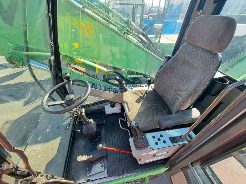 Sennebogen 825 M - Překládkové rypadlo: obrázek 5 Sennebogen 825 M - Překládkové rypadlo: obrázek 5