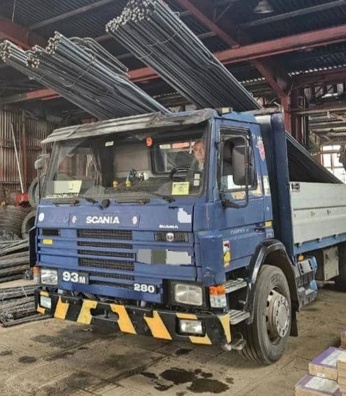 Scania 93 Carne - Auto s hydraulickou rukou: obrázek 2 Scania 93 Carne - Auto s hydraulickou rukou: obrázek 2