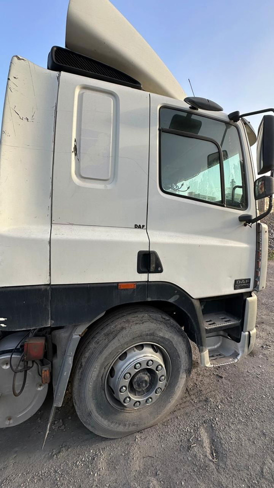 DAF CF 85.430 Tractor head - Tahač: obrázek 4 DAF CF 85.430 Tractor head - Tahač: obrázek 4