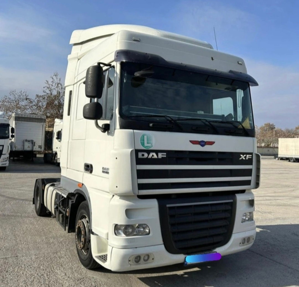 DAF XF 105.460 Tractor head - Tahač: obrázek 1 DAF XF 105.460 Tractor head - Tahač: obrázek 1