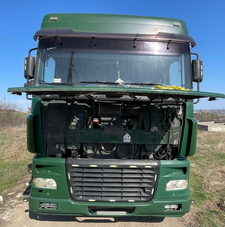 DAF XF 95.430 Tractor head 6x2 - Tahač: obrázek 2 DAF XF 95.430 Tractor head 6x2 - Tahač: obrázek 2
