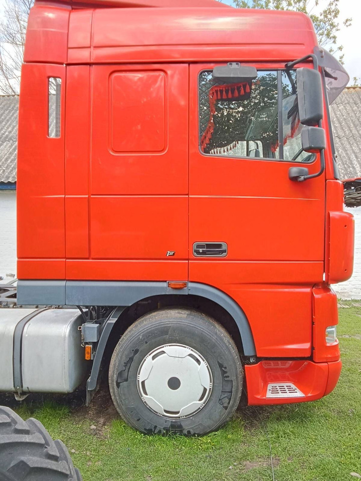 DAF XF 95.430 Tractor unit - Tahač: obrázek 5 DAF XF 95.430 Tractor unit - Tahač: obrázek 5