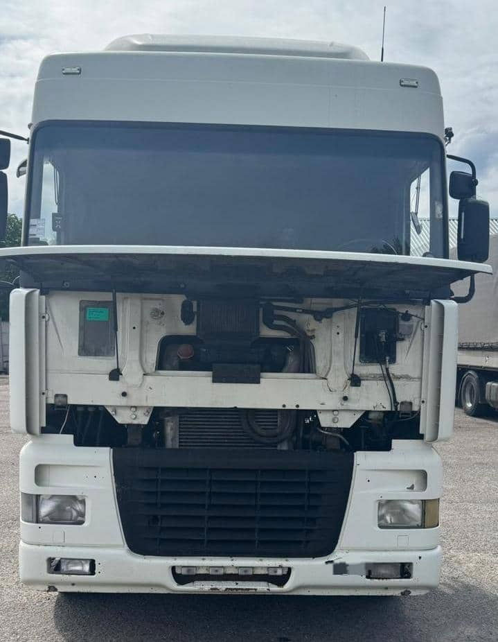 DAF XF 95 Tractor unit - Tahač: obrázek 5 DAF XF 95 Tractor unit - Tahač: obrázek 5