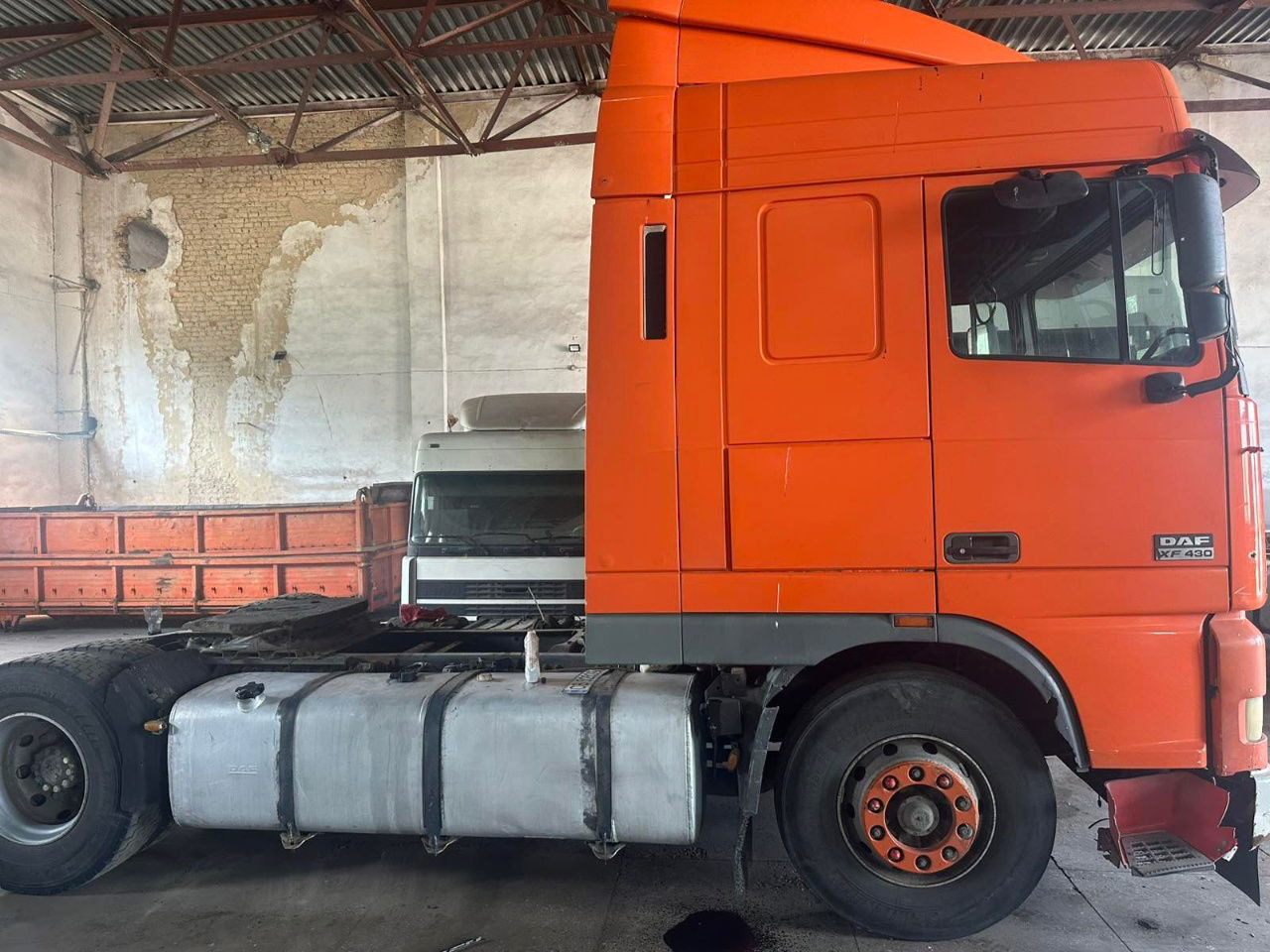 DAF XF 95 Tractor unit - Tahač: obrázek 2 DAF XF 95 Tractor unit - Tahač: obrázek 2