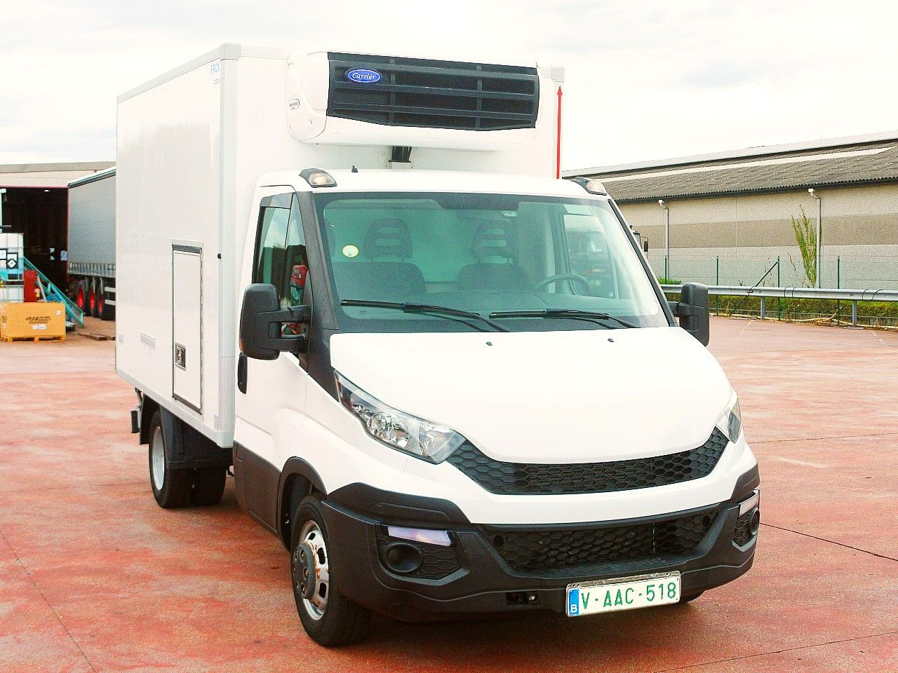 Iveco 35C13 DAILY KUHLKOFFER CARRIER XARIOS 600 - Chladící dodávka: obrázek 1 Iveco 35C13 DAILY KUHLKOFFER CARRIER XARIOS 600 - Chladící dodávka: obrázek 1