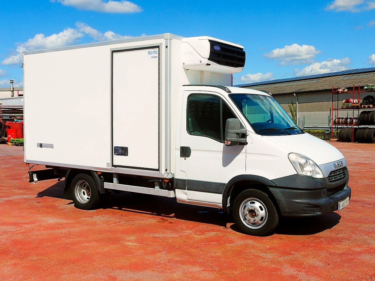 Iveco 35C13 DAILY KUHLKOFFER CARRIER XARIOS 600 MULTI - Chladící dodávka: obrázek 2 Iveco 35C13 DAILY KUHLKOFFER CARRIER XARIOS 600 MULTI - Chladící dodávka: obrázek 2