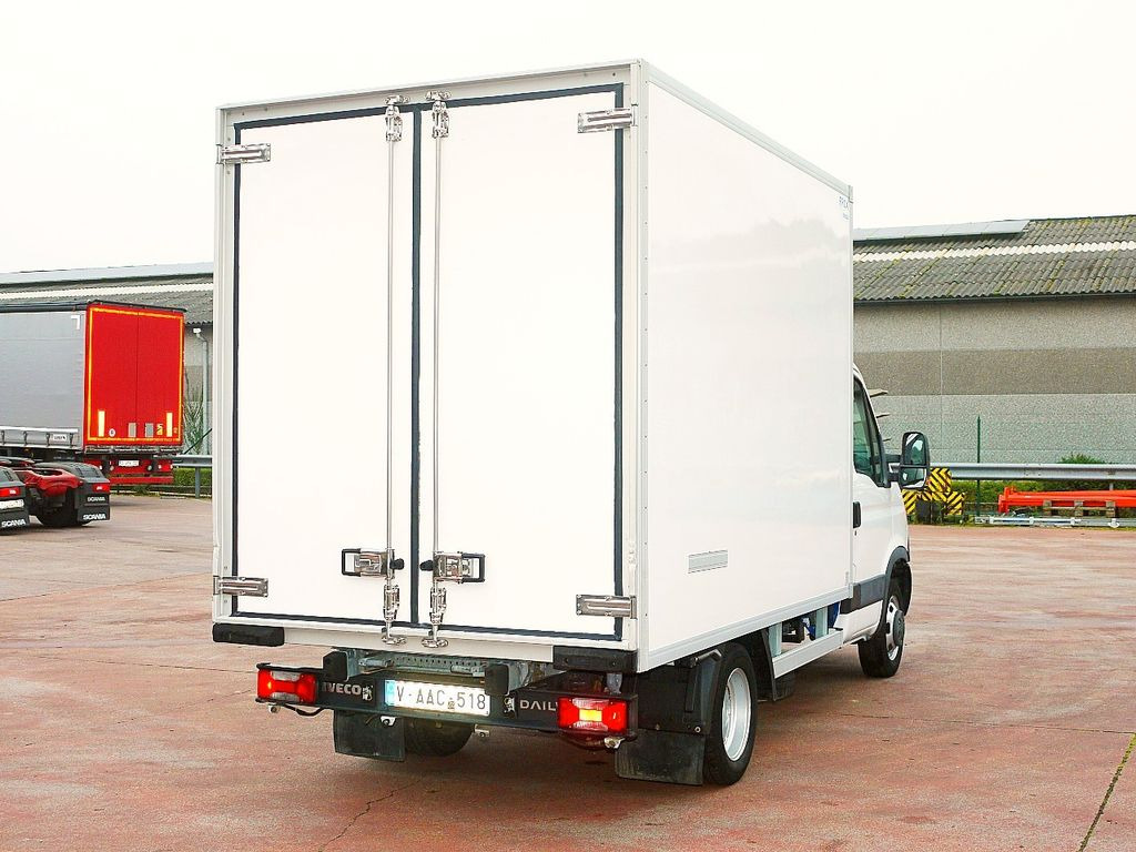 Iveco 35C13 DAILY KUHLKOFFER + FLEISH HAKEN RELEC -20C - Chladící dodávka: obrázek 5 Iveco 35C13 DAILY KUHLKOFFER + FLEISH HAKEN RELEC -20C - Chladící dodávka: obrázek 5
