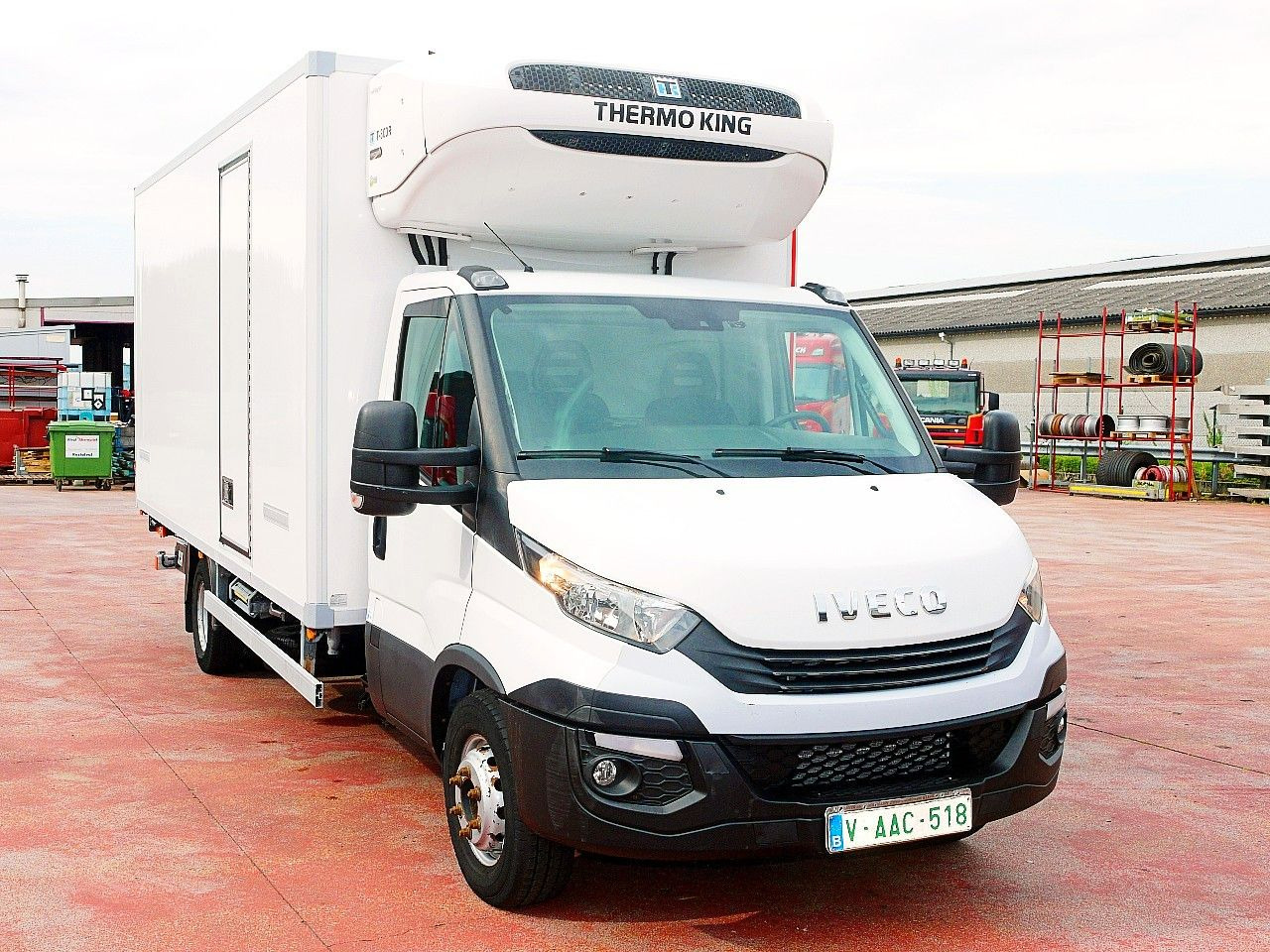 Iveco 72C21 70 65 DAILY THERMOKING T800 A/C LBW LUFT - Chladící dodávka: obrázek 1 Iveco 72C21 70 65 DAILY THERMOKING T800 A/C LBW LUFT - Chladící dodávka: obrázek 1