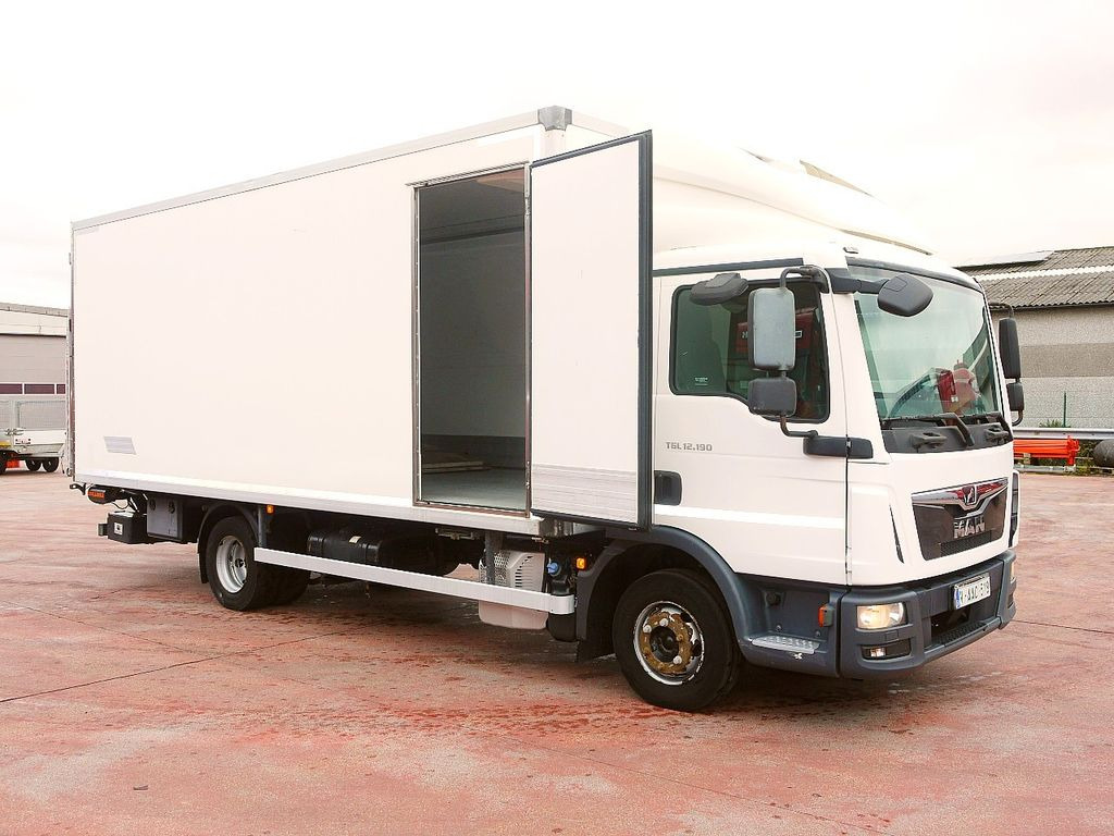 MAN 12.190 TGL KUHLKOFFER THERMOKING V800 MT LUFT AC - Chladírenský nákladní automobil: obrázek 3 MAN 12.190 TGL KUHLKOFFER THERMOKING V800 MT LUFT AC - Chladírenský nákladní automobil: obrázek 3