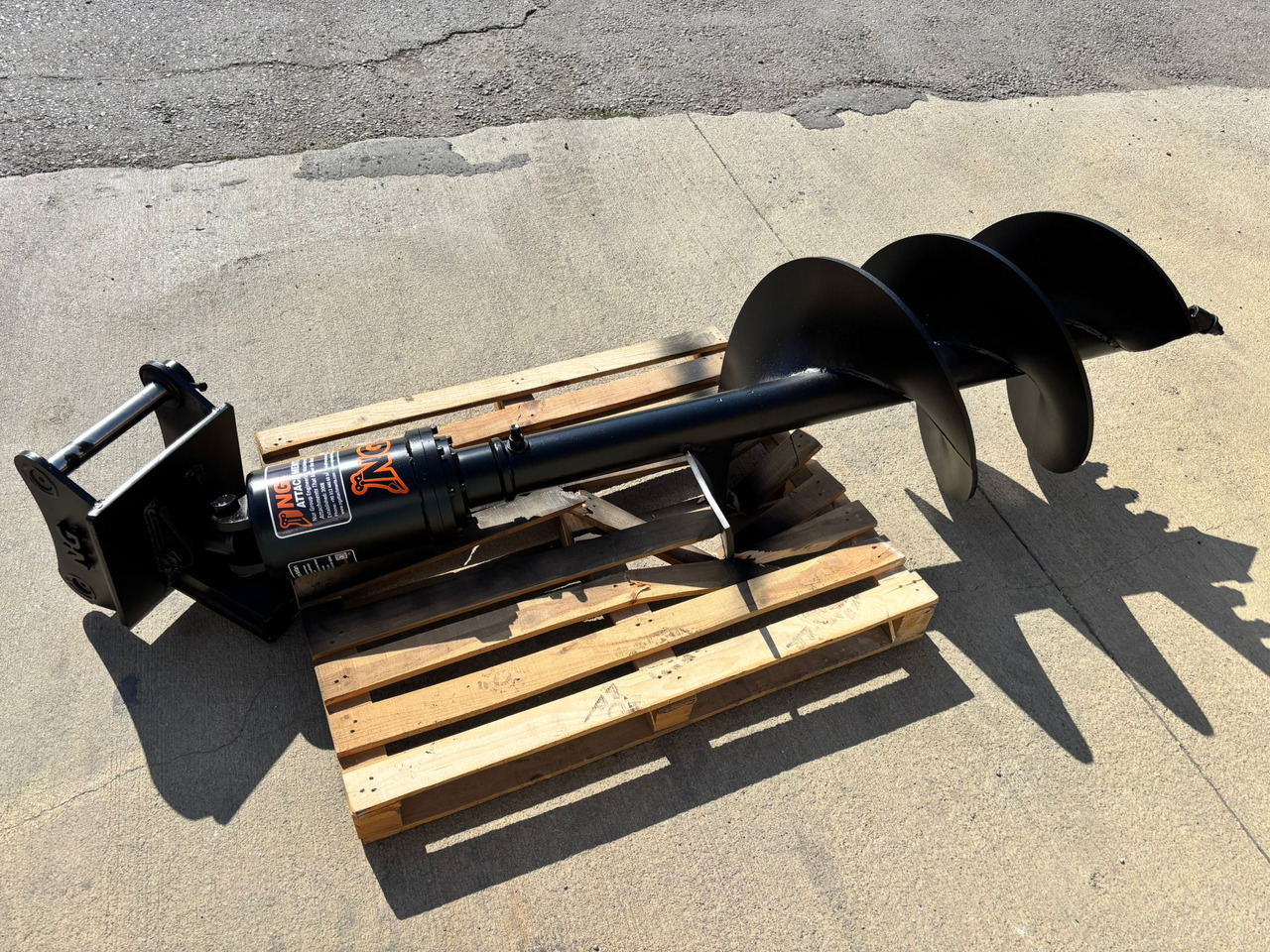 AUGER DRIVE SYSTEM ATTACHMENT - STOCK - Zemní vrták pro Zemědělská technika: obrázek 3 AUGER DRIVE SYSTEM ATTACHMENT - STOCK - Zemní vrták pro Zemědělská technika: obrázek 3