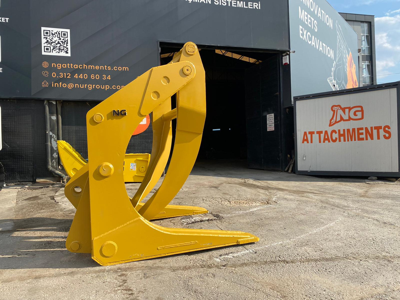 LOADER LOG GRAPPLE - TIMBER GRAPPLE - Drapák pro Nakladač: obrázek 4 LOADER LOG GRAPPLE - TIMBER GRAPPLE - Drapák pro Nakladač: obrázek 4