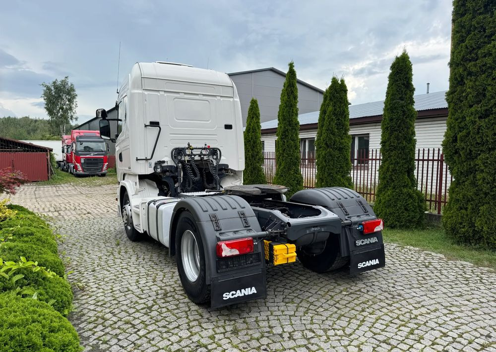Scania R450 - Tahač: obrázek 4 Scania R450 - Tahač: obrázek 4