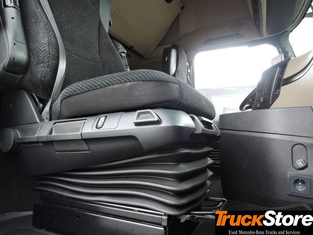 Mercedes-Benz Actros 1845 LS - Tahač: obrázek 2 Mercedes-Benz Actros 1845 LS - Tahač: obrázek 2