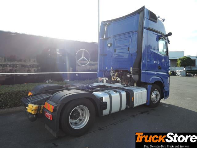 Mercedes-Benz Actros 1845 LS - Tahač: obrázek 4 Mercedes-Benz Actros 1845 LS - Tahač: obrázek 4