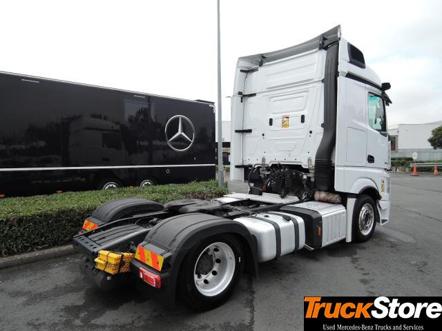 Mercedes-Benz Actros 1845 LS nRL - Tahač: obrázek 4 Mercedes-Benz Actros 1845 LS nRL - Tahač: obrázek 4