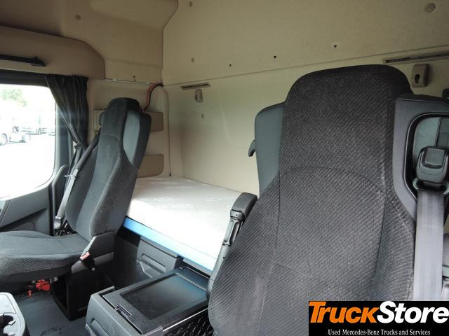 Tahač Mercedes-Benz Actros 1845 LS nRL: obrázek 8