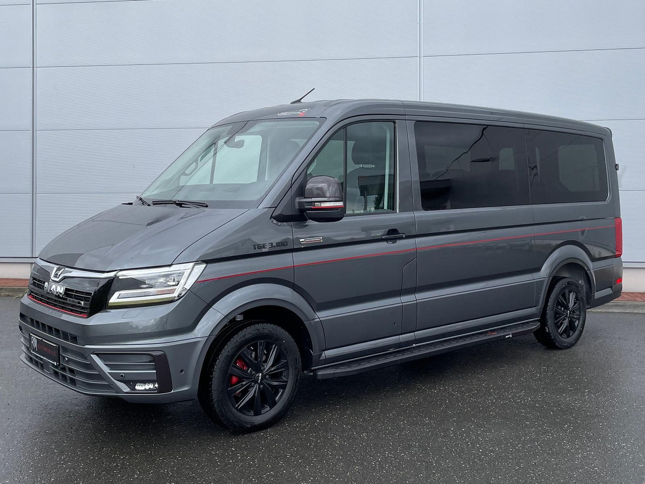 MAN TGE 3.180 Kombi L3H2 INDIVIDUAL S LED ACC NAV - Osobní auto: obrázek 1 MAN TGE 3.180 Kombi L3H2 INDIVIDUAL S LED ACC NAV - Osobní auto: obrázek 1