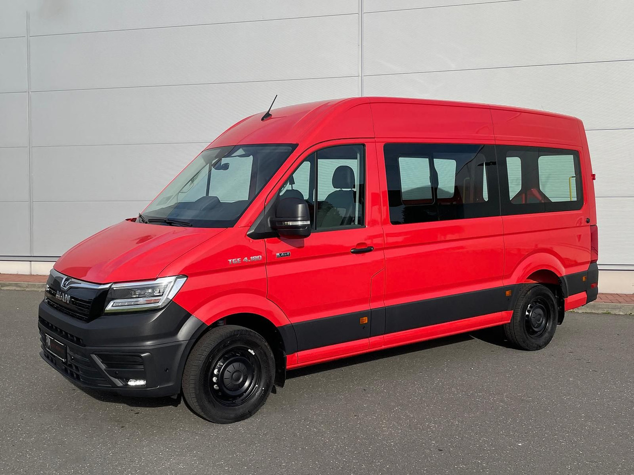 MAN TGE 3.180 L3H3 4x4 FEUERWEHR LED TEMPOMAT - Mikrobus: obrázek 1 MAN TGE 3.180 L3H3 4x4 FEUERWEHR LED TEMPOMAT - Mikrobus: obrázek 1