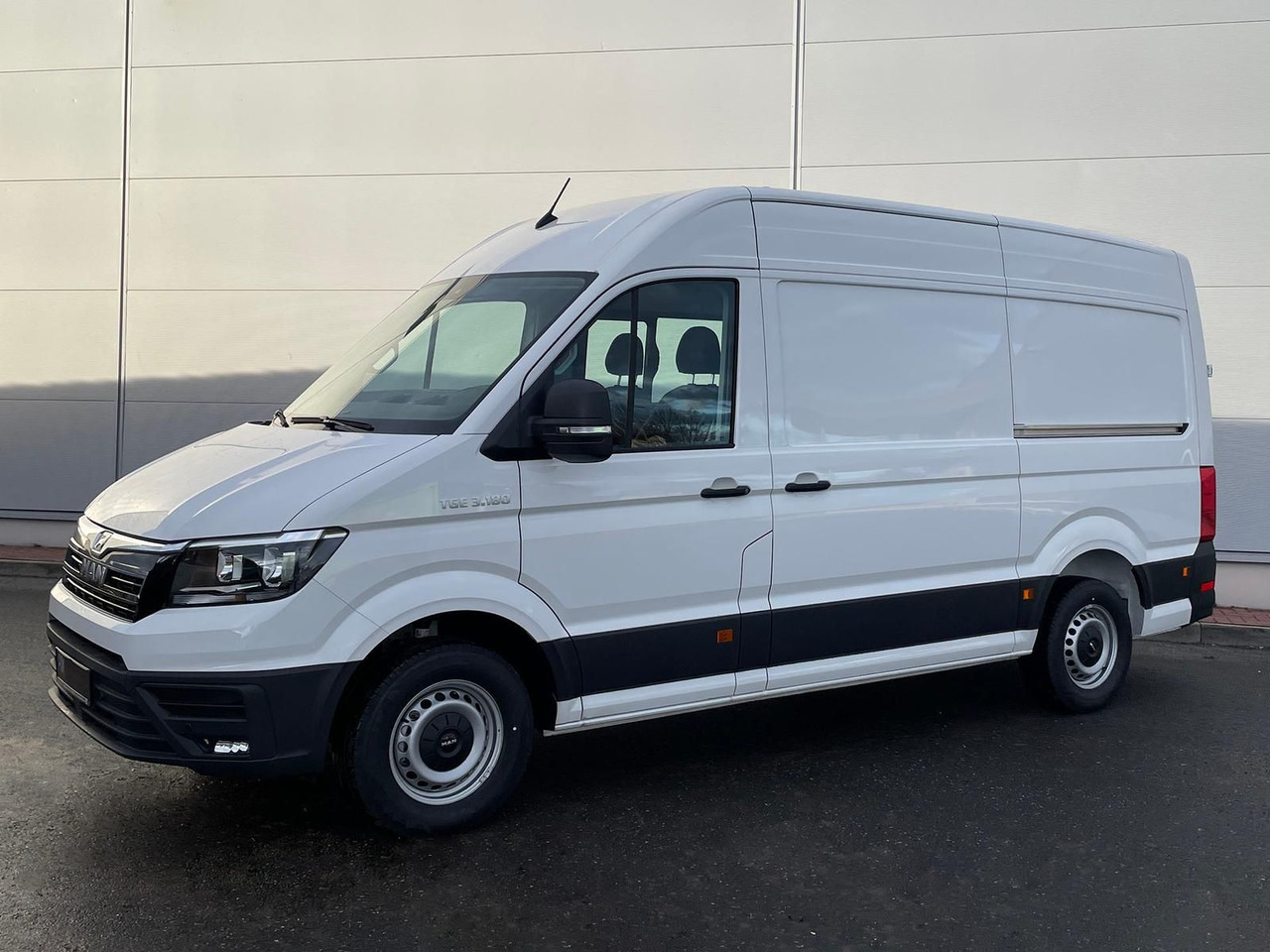 MAN TGE 3.180 L3H3 Kasten ACC DAB 2xSchiebetür SITZH - Mikrobus: obrázek 1 MAN TGE 3.180 L3H3 Kasten ACC DAB 2xSchiebetür SITZH - Mikrobus: obrázek 1
