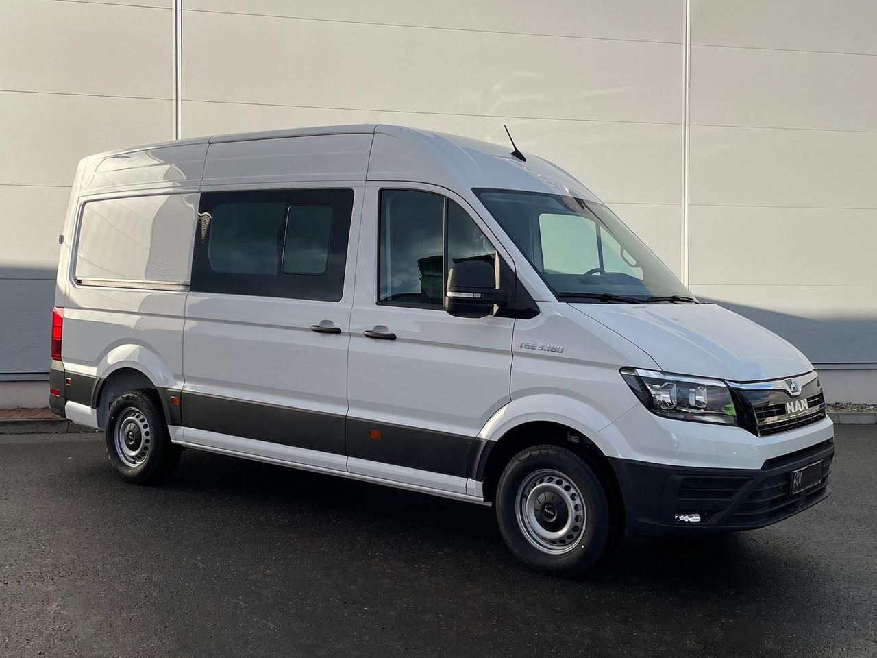 MAN TGE 3.180 L3H3 Kasten ACC DAB 2xSchiebetür SITZH - Mikrobus: obrázek 2 MAN TGE 3.180 L3H3 Kasten ACC DAB 2xSchiebetür SITZH - Mikrobus: obrázek 2