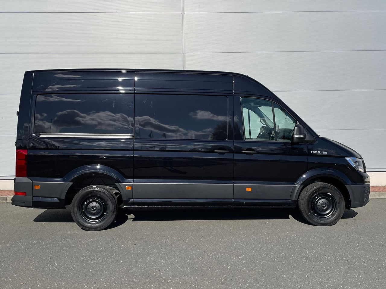 MAN TGE 3.180 L3H3 Kasten STANDHZ ACC NAVI KAMERA - Osobní auto: obrázek 5 MAN TGE 3.180 L3H3 Kasten STANDHZ ACC NAVI KAMERA - Osobní auto: obrázek 5