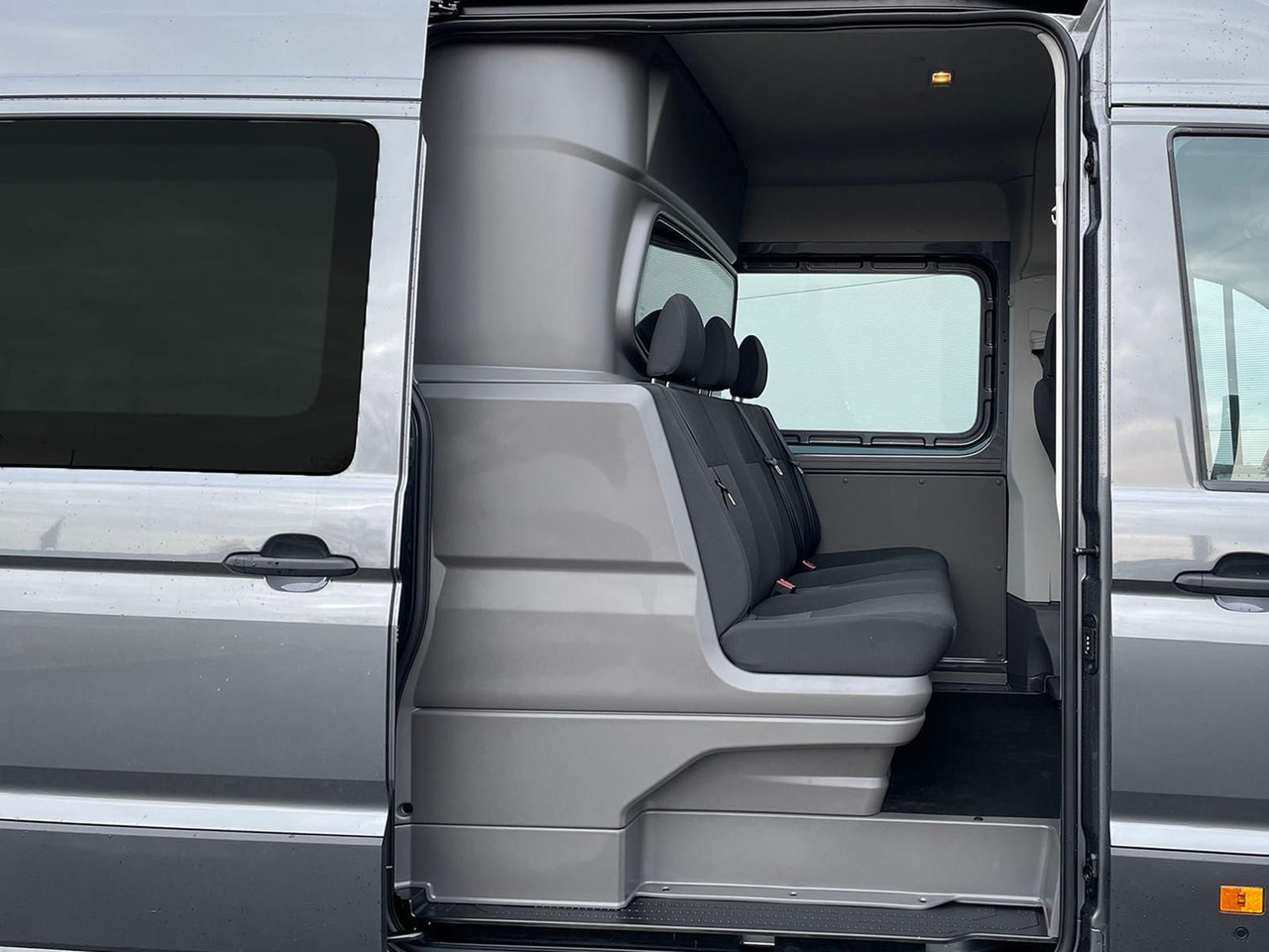 MAN TGE 3.180 L4H3 MIXTO STANDHZ ACC LED SITZHZ - Osobní auto: obrázek 5 MAN TGE 3.180 L4H3 MIXTO STANDHZ ACC LED SITZHZ - Osobní auto: obrázek 5