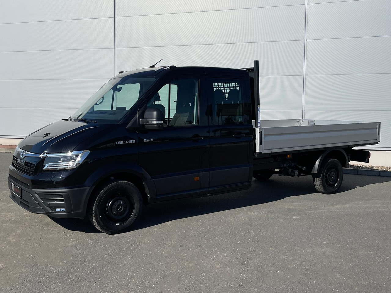 MAN TGE 3.180 Pritsche DOKA LR 4x4 ACC LED DIFF-SPER - Dodávka s dvojitou kabinou: obrázek 1 MAN TGE 3.180 Pritsche DOKA LR 4x4 ACC LED DIFF-SPER - Dodávka s dvojitou kabinou: obrázek 1