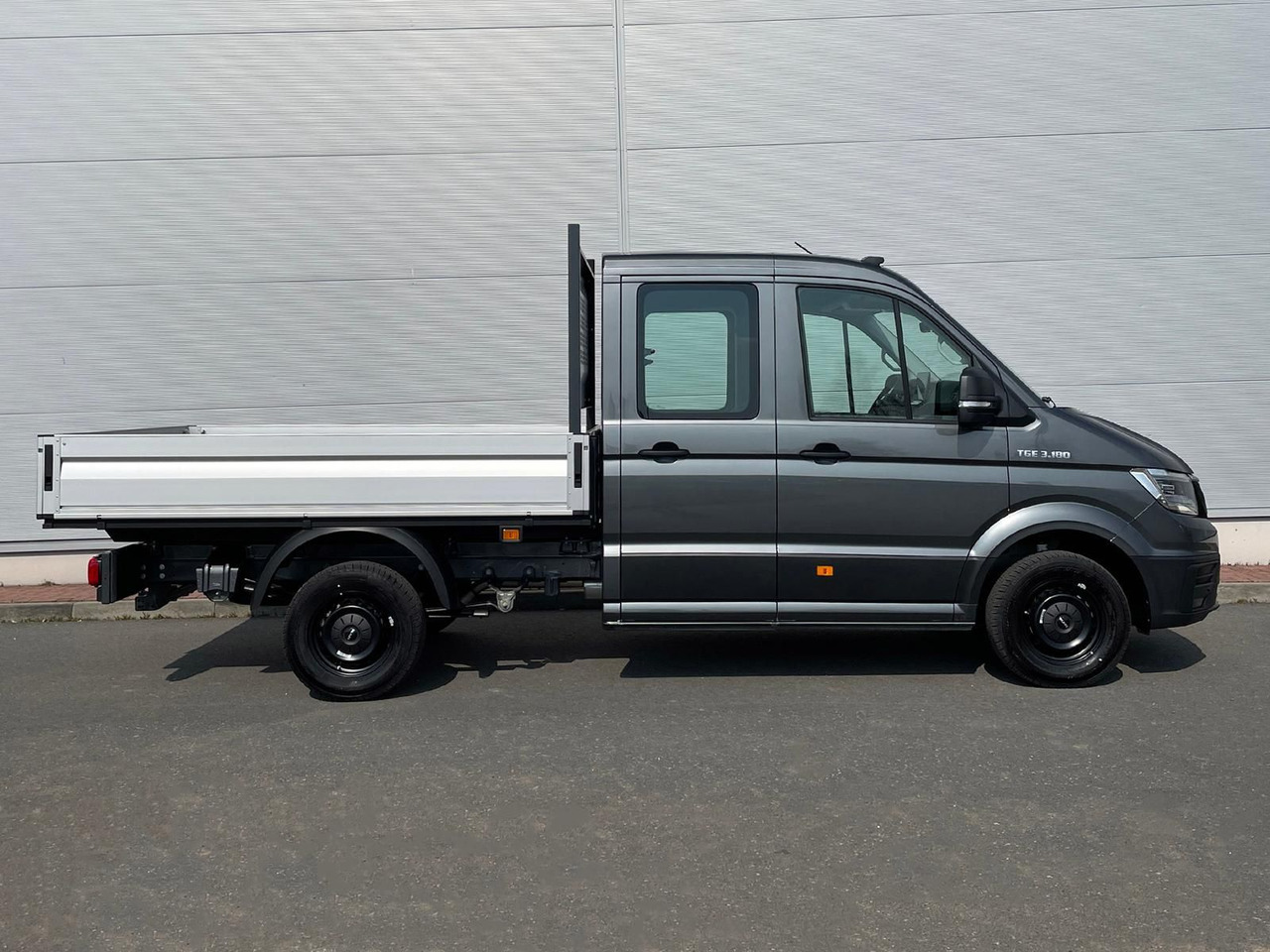 MAN TGE 3.180 Pritsche DOKA MR STANDHZ AHK KAMERA - Osobní auto: obrázek 3 MAN TGE 3.180 Pritsche DOKA MR STANDHZ AHK KAMERA - Osobní auto: obrázek 3