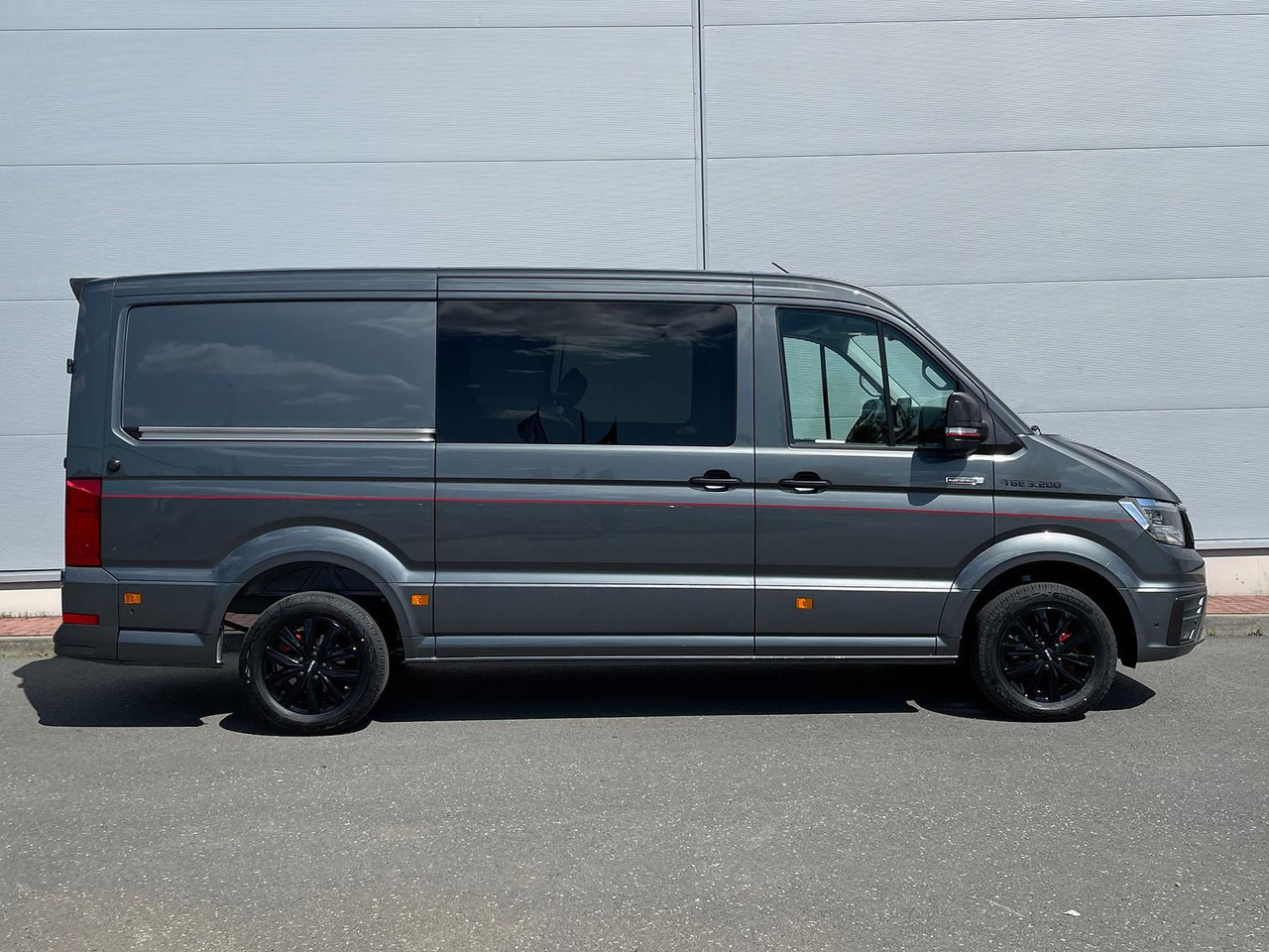 MAN TGE 3.200 L3H2 MIXTO 4x4 Individual S ACC STHZ - Osobní auto: obrázek 5 MAN TGE 3.200 L3H2 MIXTO 4x4 Individual S ACC STHZ - Osobní auto: obrázek 5