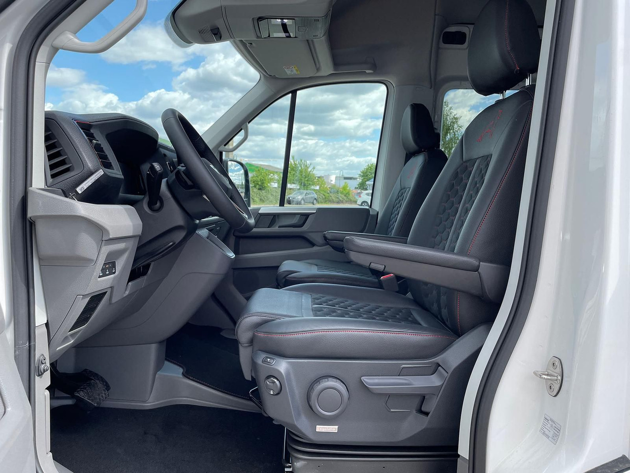 Furgon, Dodávka s dvojitou kabinou MAN TGE 3.200 L3H3 MIXTO 4x4 Individual S ACC STANDH: obrázek 12