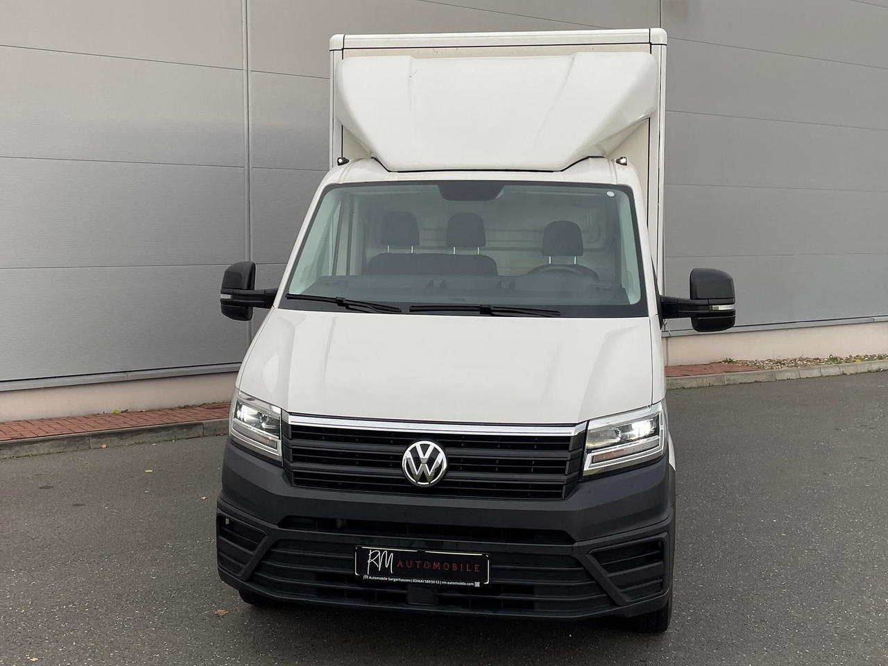 Volkswagen Crafter Koffer mittellang LED DAB SITZH - Mikrobus: obrázek 4 Volkswagen Crafter Koffer mittellang LED DAB SITZH - Mikrobus: obrázek 4