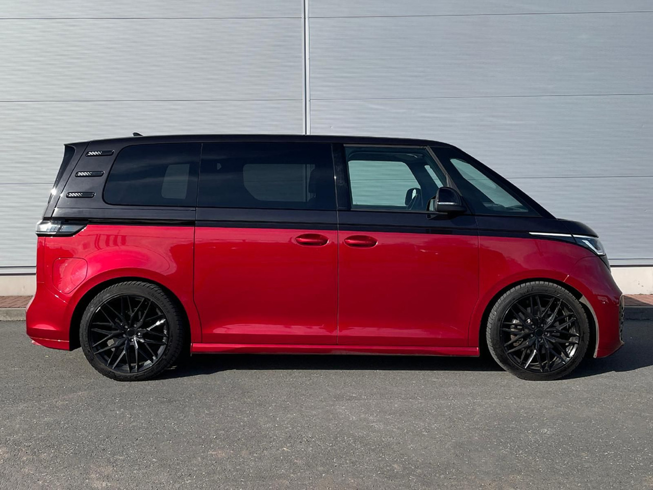 Mikrobus, Elektrická dodávka Volkswagen ID.Buzz KW Fahrwerk LM Felgen KLIMA PDC ACC DAB: obrázek 6