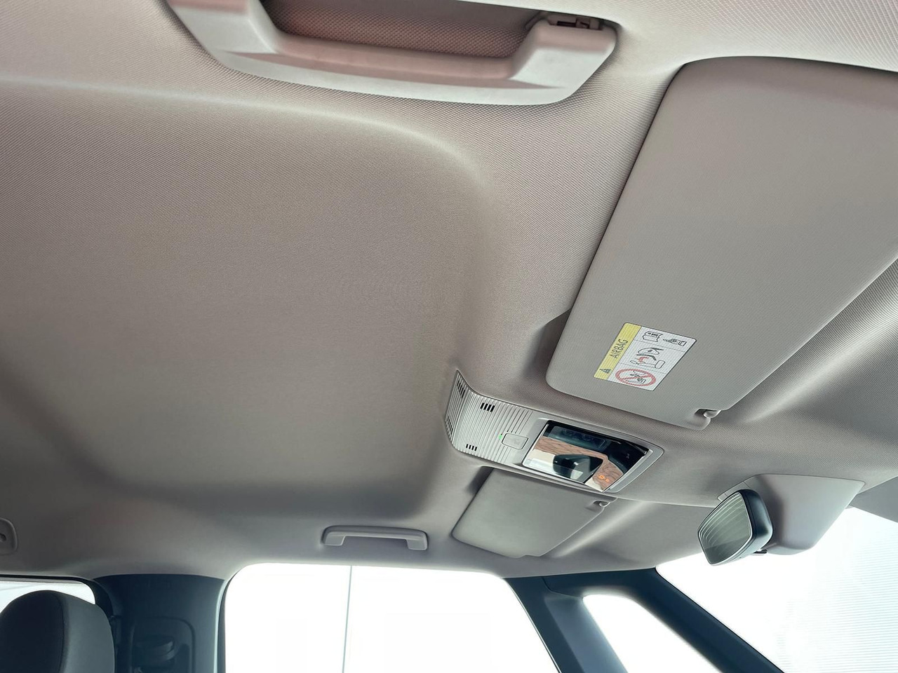 Mikrobus, Elektrická dodávka Volkswagen ID.Buzz KW Fahrwerk LM Felgen KLIMA PDC ACC DAB: obrázek 38