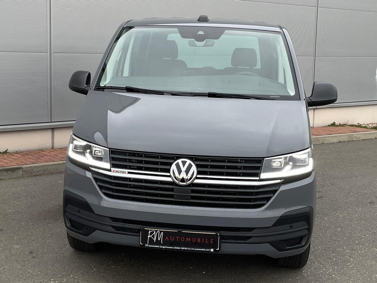Volkswagen T6.1 Transporter 4MOTION NAVI STANDHZ ACC PDC - Mikrobus: obrázek 3 Volkswagen T6.1 Transporter 4MOTION NAVI STANDHZ ACC PDC - Mikrobus: obrázek 3