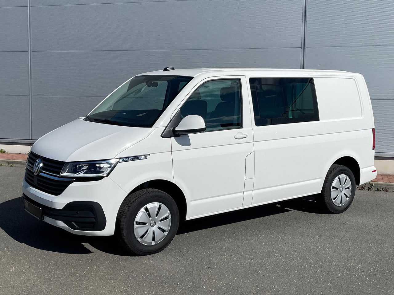Volkswagen T6.1 Transporter Kasten 4M ACC PDC KAMERA STANDH - Furgon: obrázek 1 Volkswagen T6.1 Transporter Kasten 4M ACC PDC KAMERA STANDH - Furgon: obrázek 1