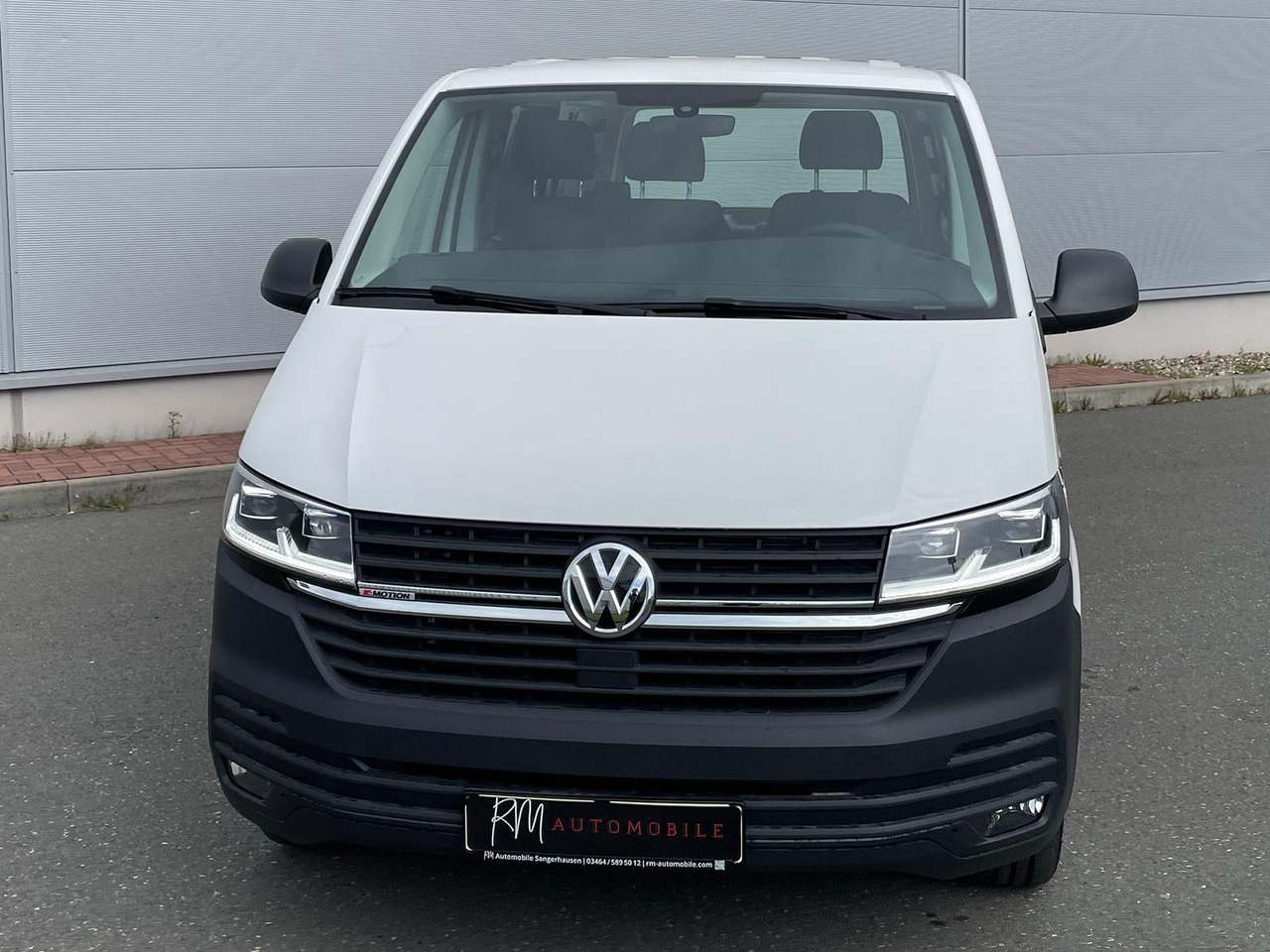 Volkswagen T6.1 Transporter Kasten lang 4M MFL LED TEMPOMAT - Furgon: obrázek 4 Volkswagen T6.1 Transporter Kasten lang 4M MFL LED TEMPOMAT - Furgon: obrázek 4