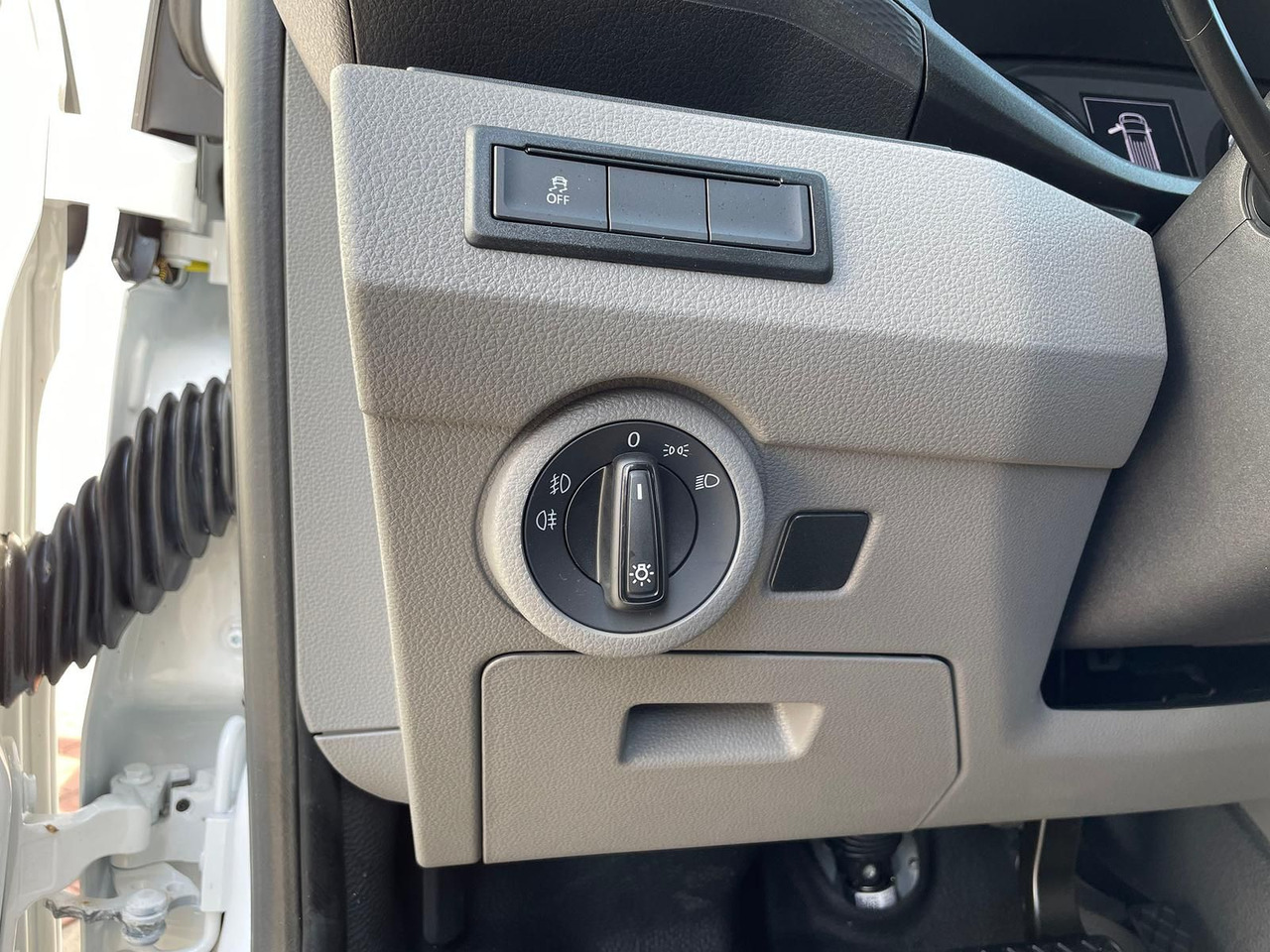 Nový Furgon, Dodávka s dvojitou kabinou Volkswagen T6.1 Transporter MIXTO lang 4M MFL LED TEMPOMAT: obrázek 28