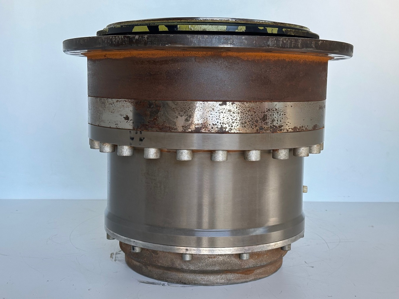 LIEBHERR Original Planetengetriebe ID-Nr.939292201. LI 1010-11,LTM 1200-1,LTM 1200-5-1,LTM 1220-1,LTM 1220-5-1,LTM 1220-5-2,LTM 1230-5-1,LTM 1250-5-1,LTR 1220. #939292201.159-01864# - Převodovka pro Jeřáb: obrázek 2 LIEBHERR Original Planetengetriebe ID-Nr.939292201. LI 1010-11,LTM 1200-1,LTM 1200-5-1,LTM 1220-1,LTM 1220-5-1,LTM 1220-5-2,LTM 1230-5-1,LTM 1250-5-1,LTR 1220. #939292201.159-01864# - Převodovka pro Jeřáb: obrázek 2