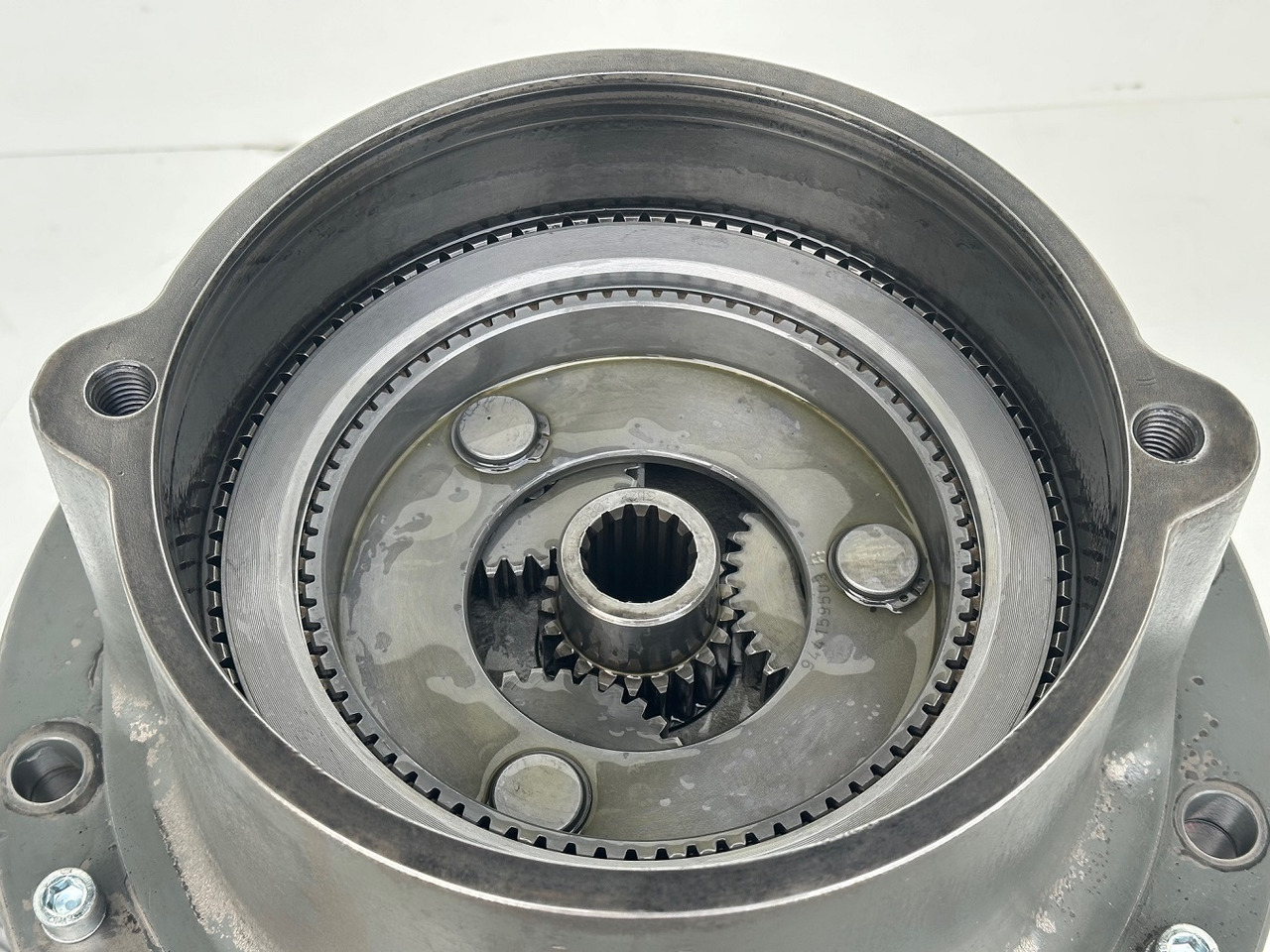 LIEBHERR Original Schwenkantrieb Typ: AT-SAT225/273,SAT225/229. ID-Nr.90003633A-ID-Nr.932151201-ID-Nr.932871301-ID-Nr.90003632-ID-Nr.970463801. A314,A316,A900,A904,R313,R317,R900,R904. #B13.20.90430# - Pohon otoče pro Rýpadlo: obrázek 4 LIEBHERR Original Schwenkantrieb Typ: AT-SAT225/273,SAT225/229. ID-Nr.90003633A-ID-Nr.932151201-ID-Nr.932871301-ID-Nr.90003632-ID-Nr.970463801. A314,A316,A900,A904,R313,R317,R900,R904. #B13.20.90430# - Pohon otoče pro Rýpadlo: obrázek 4