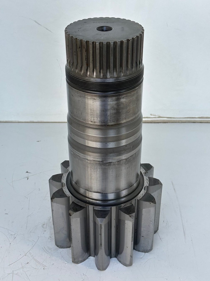 Liebherr Abtriebswelle ID-Nr.90208977. SAT325A296. R934-1550, R938-1650, R945-1866. #90208977.12# - Pohon otoče pro Pásové rýpadlo: obrázek 3 Liebherr Abtriebswelle ID-Nr.90208977. SAT325A296. R934-1550, R938-1650, R945-1866. #90208977.12# - Pohon otoče pro Pásové rýpadlo: obrázek 3