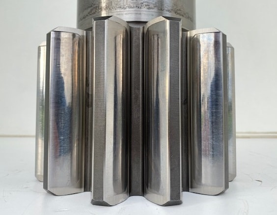 Převodovka pro Pásové rýpadlo Liebherr Abtriebswelle ID-Nr.9442164. A954, EP954B, P954, R954 B.: obrázek 11 Převodovka pro Pásové rýpadlo Liebherr Abtriebswelle ID-Nr.9442164. A954, EP954B, P954, R954 B.: obrázek 11