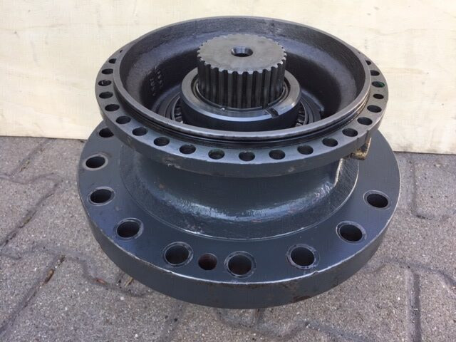 Liebherr Abtriebswellengehäuse ID-Nr.90013701 mit Abtriebswelle ID-Nr.90204999. SAT275/260 - SAT275/261 - SAT275/266 - SAT275/289. #1063# - Pohon otoče pro Rýpadlo: obrázek 3 Liebherr Abtriebswellengehäuse ID-Nr.90013701 mit Abtriebswelle ID-Nr.90204999. SAT275/260 - SAT275/261 - SAT275/266 - SAT275/289. #1063# - Pohon otoče pro Rýpadlo: obrázek 3