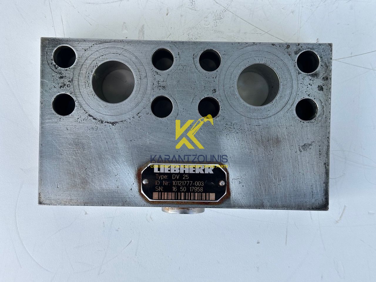 Liebherr Dämpfungsventil ID-Nr.10121777. P924 COMP, P926, R926, R916, R922, R924 COMP, R924, R926 COMP, R926, R930, R936, R946, R950 T, R960 T. #10121777.43199# - Pohon otoče pro Stavební technika: obrázek 5 Liebherr Dämpfungsventil ID-Nr.10121777. P924 COMP, P926, R926, R916, R922, R924 COMP, R924, R926 COMP, R926, R930, R936, R946, R950 T, R960 T. #10121777.43199# - Pohon otoče pro Stavební technika: obrázek 5