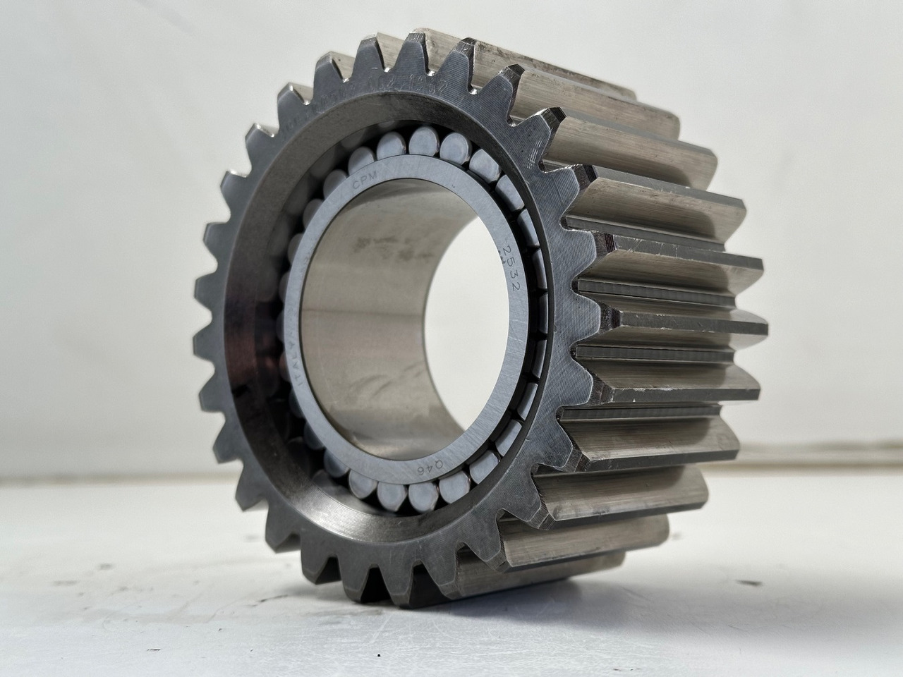 Liebherr Planetenrad ID-Nr.9443004 - ID-Nr.944300403. FAT400-FAT400/018-FAT400P018-FAT400P063-FAT400P073-FAT400P092. R934 IND,R906,R914,R916,R922,R924,R932,R934,R936,R942,R944. #944300503.01# - Koncový převod pro Rýpadlo: obrázek 2 Liebherr Planetenrad ID-Nr.9443004 - ID-Nr.944300403. FAT400-FAT400/018-FAT400P018-FAT400P063-FAT400P073-FAT400P092. R934 IND,R906,R914,R916,R922,R924,R932,R934,R936,R942,R944. #944300503.01# - Koncový převod pro Rýpadlo: obrázek 2