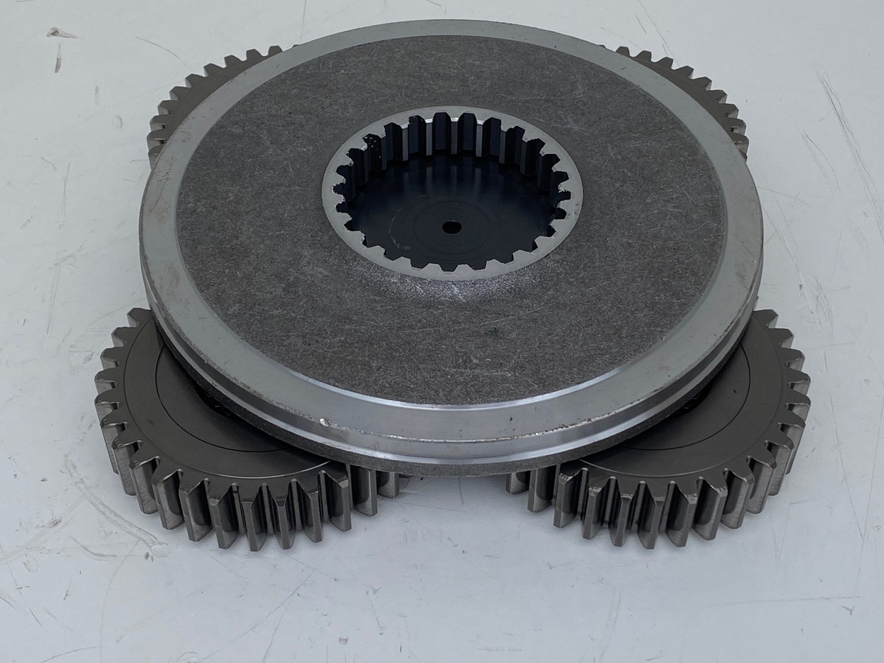 Liebherr Planetenträger ID-Nr.90216230 mit Planetenrad ID-Nr.90216231. R926-1715 - R928-1715 - R930-1716. #PL-PO161# - Pohon otoče pro Stavební technika: obrázek 4 Liebherr Planetenträger ID-Nr.90216230 mit Planetenrad ID-Nr.90216231. R926-1715 - R928-1715 - R930-1716. #PL-PO161# - Pohon otoče pro Stavební technika: obrázek 4