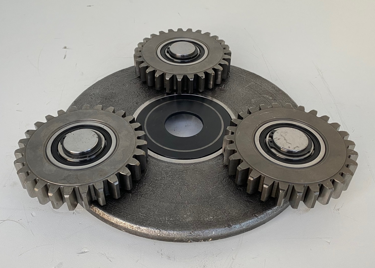 Liebherr Planetenträger and Planetenrad ID-Nr.90024944 - ID-Nr.90024946. FAT400P112, FAT400P139. - Koncový převod pro Pásové rýpadlo: obrázek 1 Liebherr Planetenträger and Planetenrad ID-Nr.90024944 - ID-Nr.90024946. FAT400P112, FAT400P139. - Koncový převod pro Pásové rýpadlo: obrázek 1